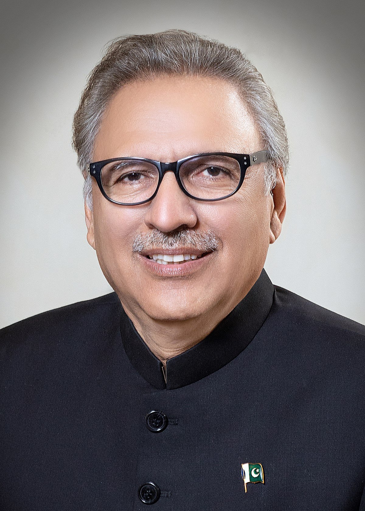 1200px President of Pakistan Dr Arif Alvi cropped